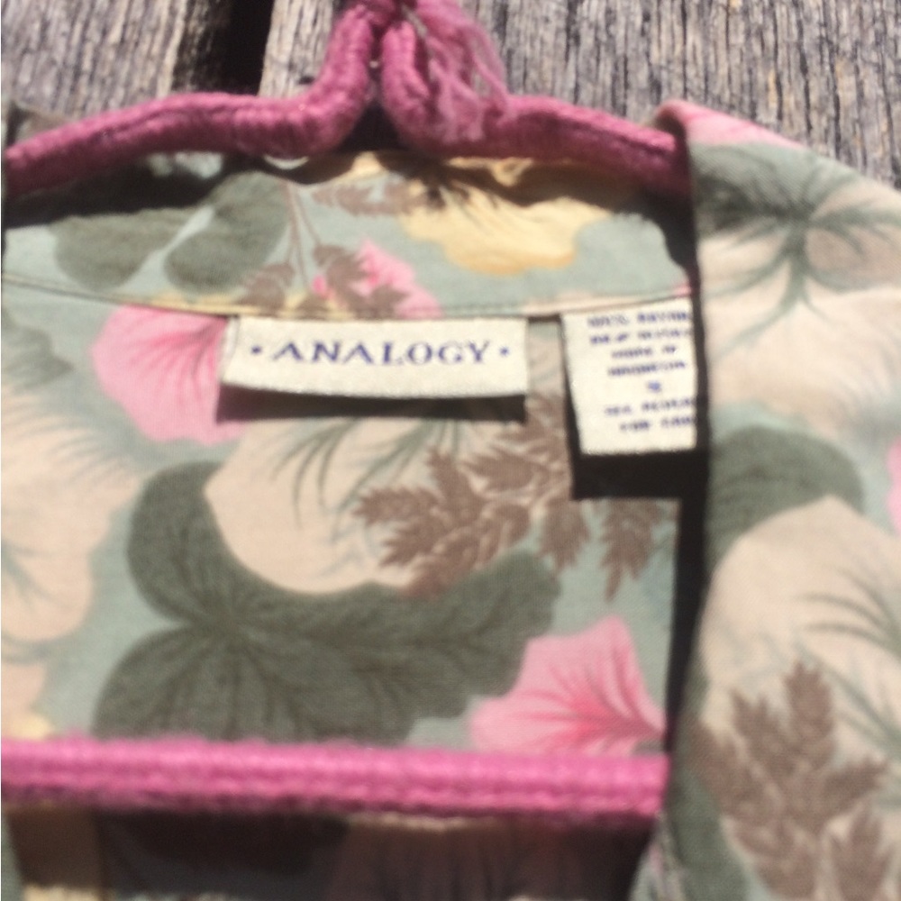 Analogy Tropical Vibes Top